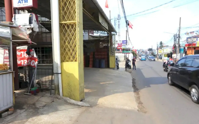 OYO 93356 Pondok Cirendeu