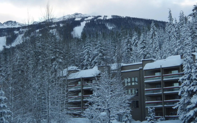 Tantalus Resort Lodge