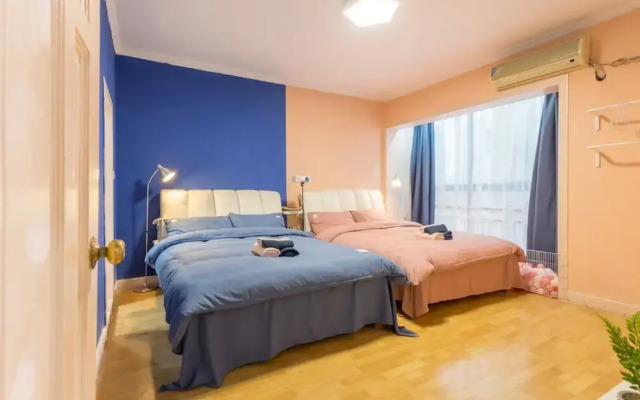 Qing Apartment Chungking Express