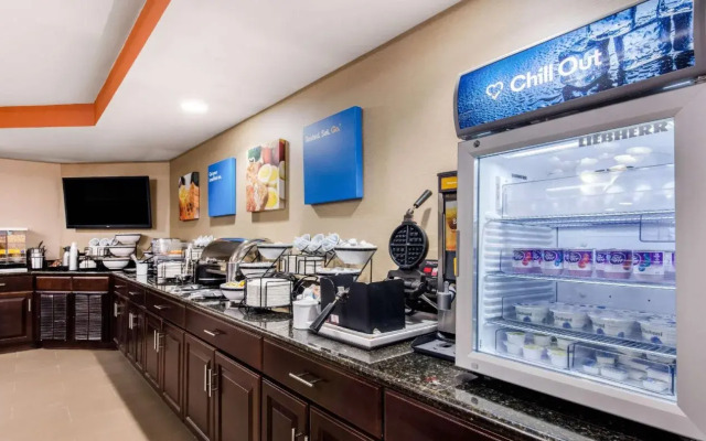 Comfort Inn & Suites Bryant - Benton