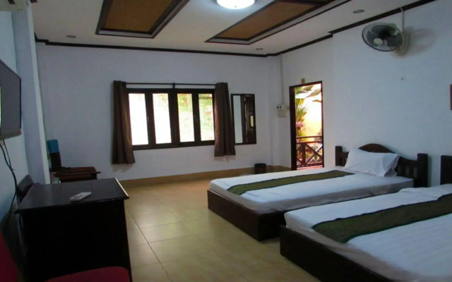 Suksavanh River Hotel