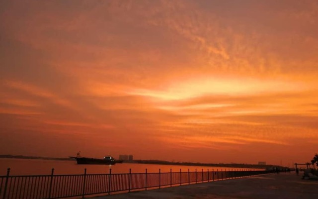 Tranquil Seaview @ Danga Bay