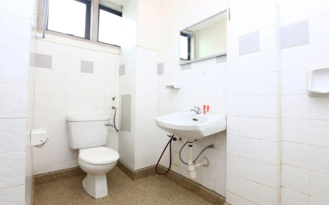 OYO 89489 Al Ansar Hotel