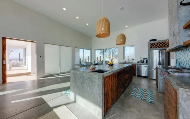 Luxury Ocean-view Villa w/ Pool By Cerritos Beach