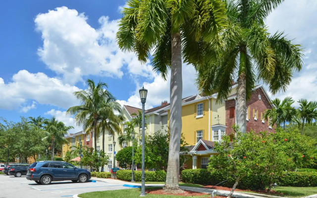 Candlewood Suites Miami Lakes by IHG