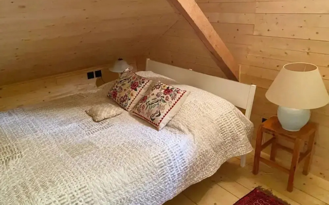Chalet in Rossiniere Near Glacier & Lake