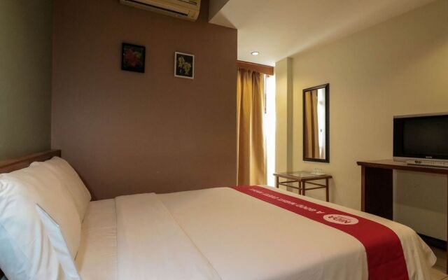 NIDA Rooms Ramkhamhaeng 23 Canal