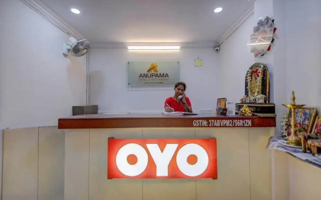 Oyo 14323 Anupama Hotel