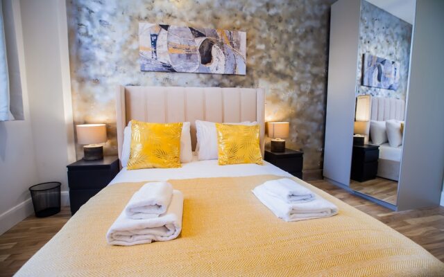 Luxury Fulham 3 bedroom Garden House