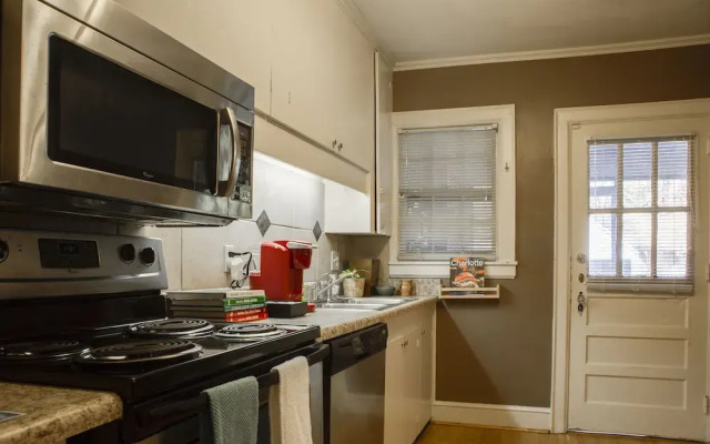 Charming Rustic Dilworth Duplex