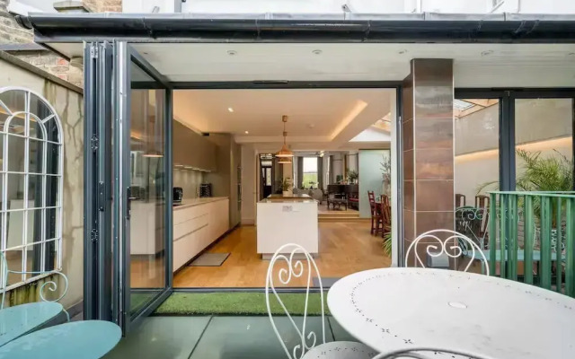 Stunning house near Notting Hill