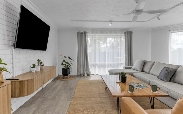 Ultimate Beachside Haven in Cabarita - Pet Friendly