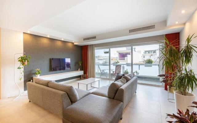 NGH12 - Lovely, spacious 2 bedroom apartment.