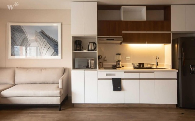 w High Ceiling and Classy 2BR in Miraflores
