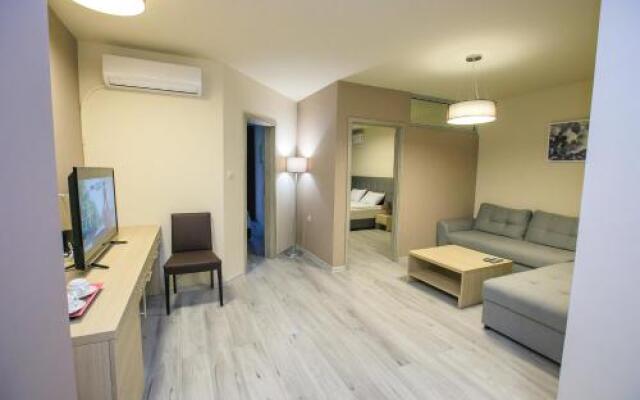 K&M Apartments