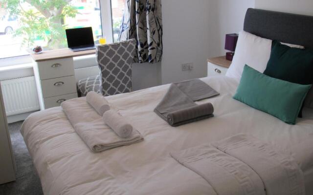 The Cambridge Suites -Tas Accommodations