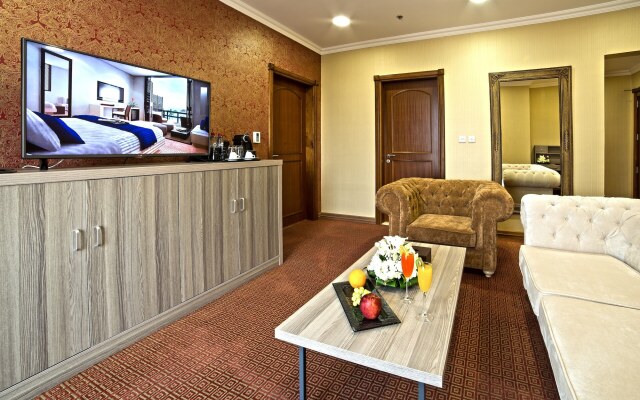 Sapphire Plaza Hotel