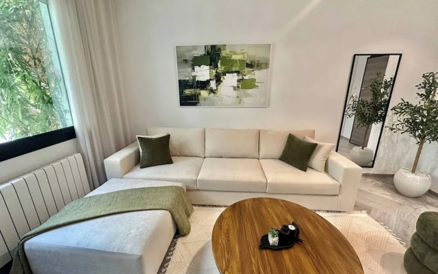 Apollon Appartement S1, Lac 2