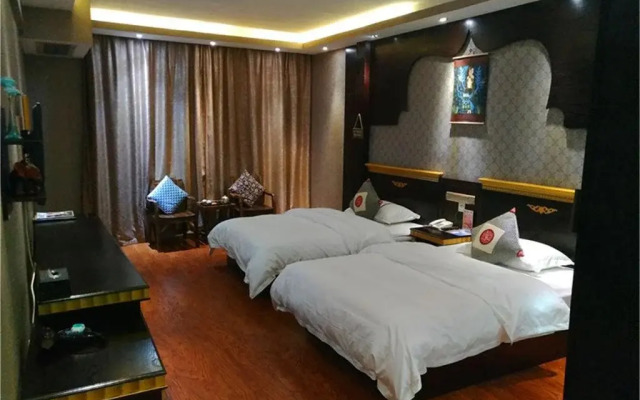 Peacock Princess Hotel