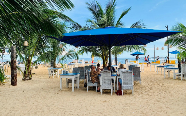 Thaproban Beach House