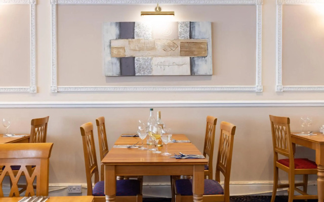 The Caledonian Tower Hotel