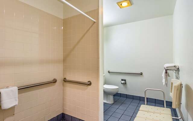 Motel 6 Chattanooga, TN - Downtown