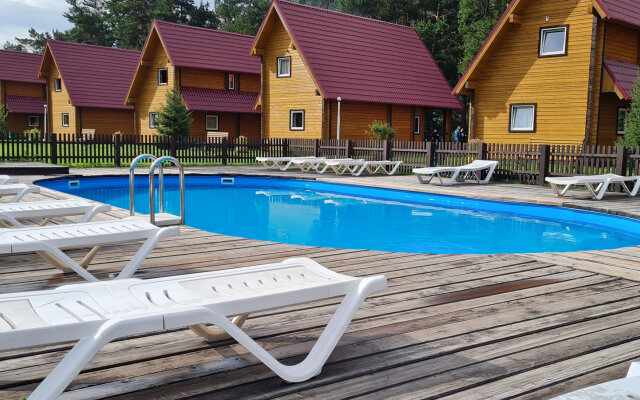 Усадьба Славная