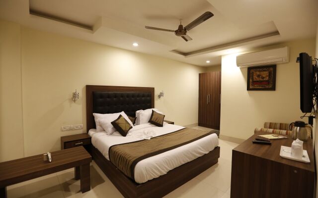 Hotel D'Capitol- Delhi Airport