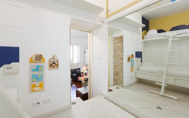 Trevi Charming Penthouse