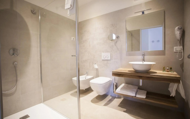 Villa Italia Luxury Suites and Apartments
