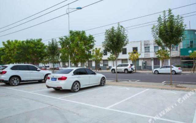 Home Inn UP Huayi Selected Hotel (Huanghua Zhongjie Branch)