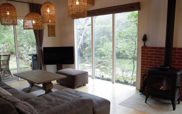 KARUIZAWA Funny hours