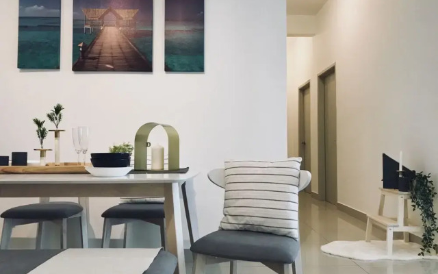 SkyVilla D'island Puchong by BeeStay