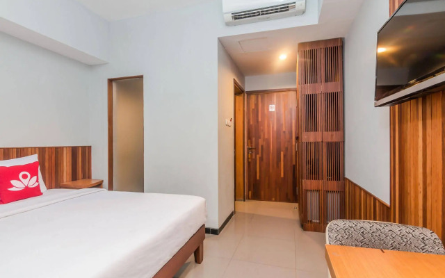 ZEN Rooms Raya Kuta Joger