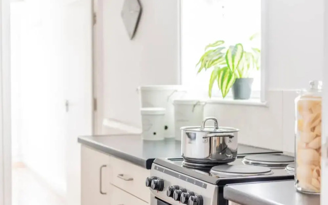 Host Stay The Haven at Church Road