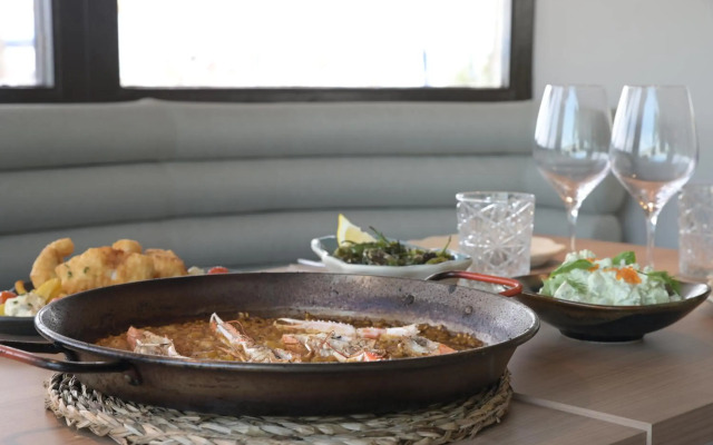 Akquaaa Boutique Hotel