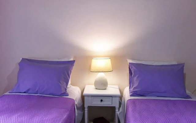 Karmela's Cottage by CorfuEscapes