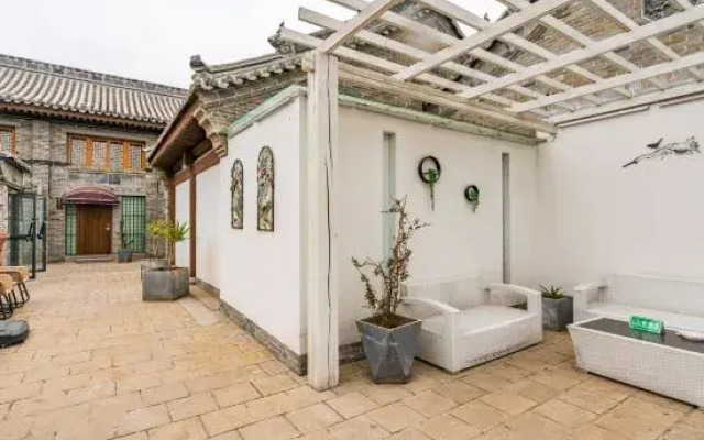 Luoyang lanshe Hotel (Luoyi ancient city store)