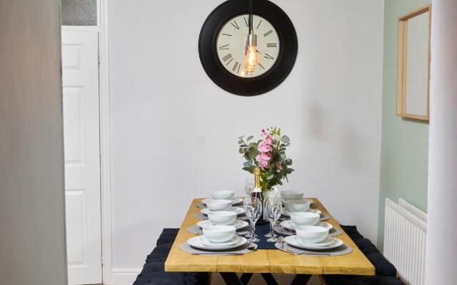 Wonderful Apartment in Bath wGarden - Sleeps 8