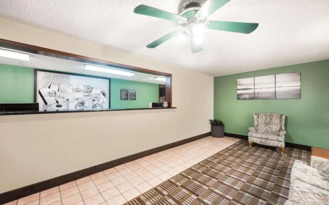 Express Inn Parsons