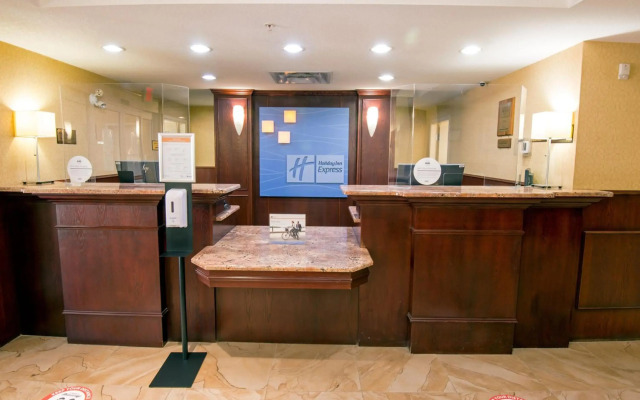 Holiday Inn Express Hotel & Suites Edson by IHG