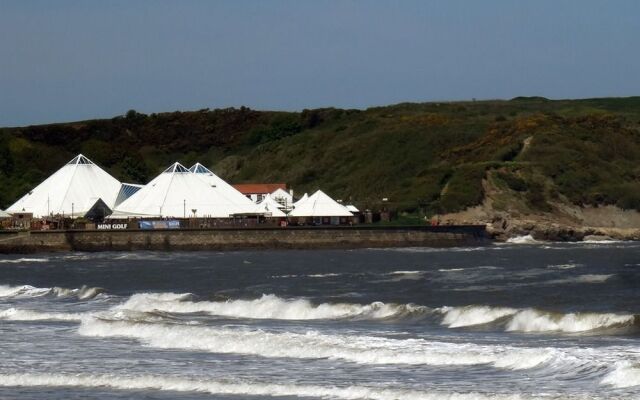 Sea Dogs Guest House