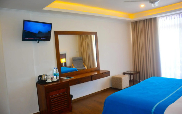 Sayura Beach Hotel