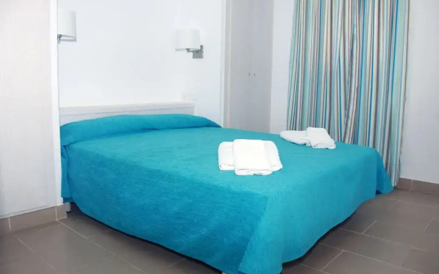 Apartamentos Seth Mestral y Llebeig
