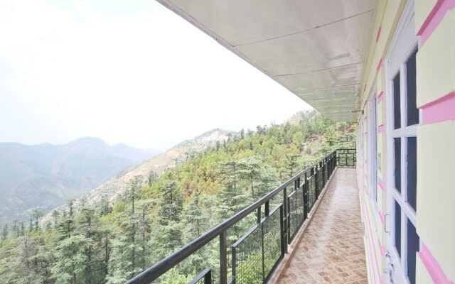 OYO 13921 Home Valley View Near Kamyana