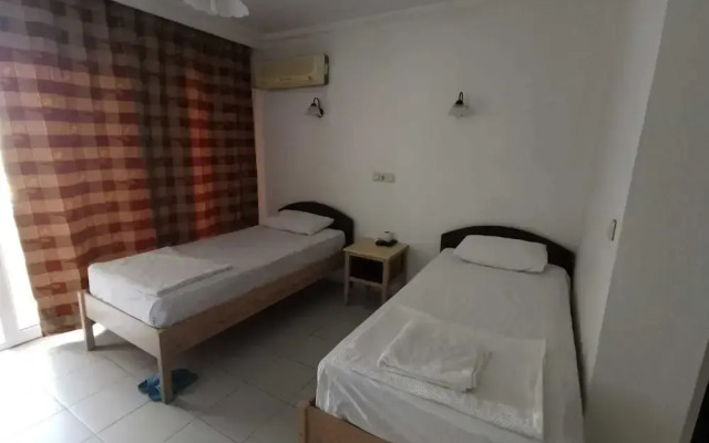 Ay Otel 2