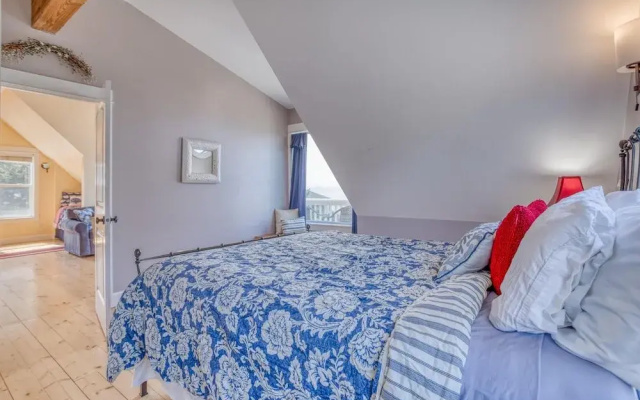 Baywood Shores Bed & Breakfast