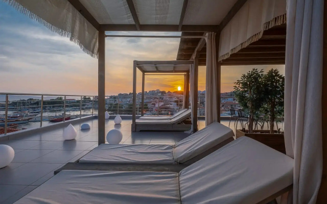 Sunshine Apartments