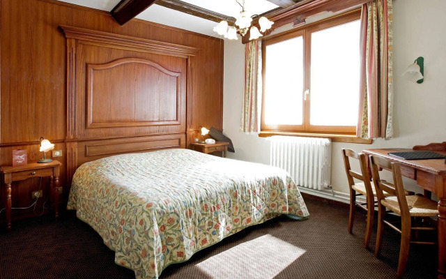 Hôtel Restaurant La Charrue