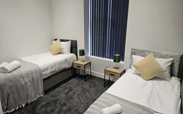 Skyline Remarkable 2-bed Apartment in Swansea